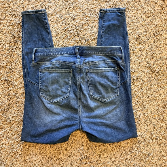 Torrid Button Fly Skinny Jeans – Size 12 Regular, Medium Wash, Distressed Knee - Picture 4 of 5
